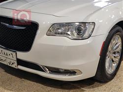 کرایسلەر 300